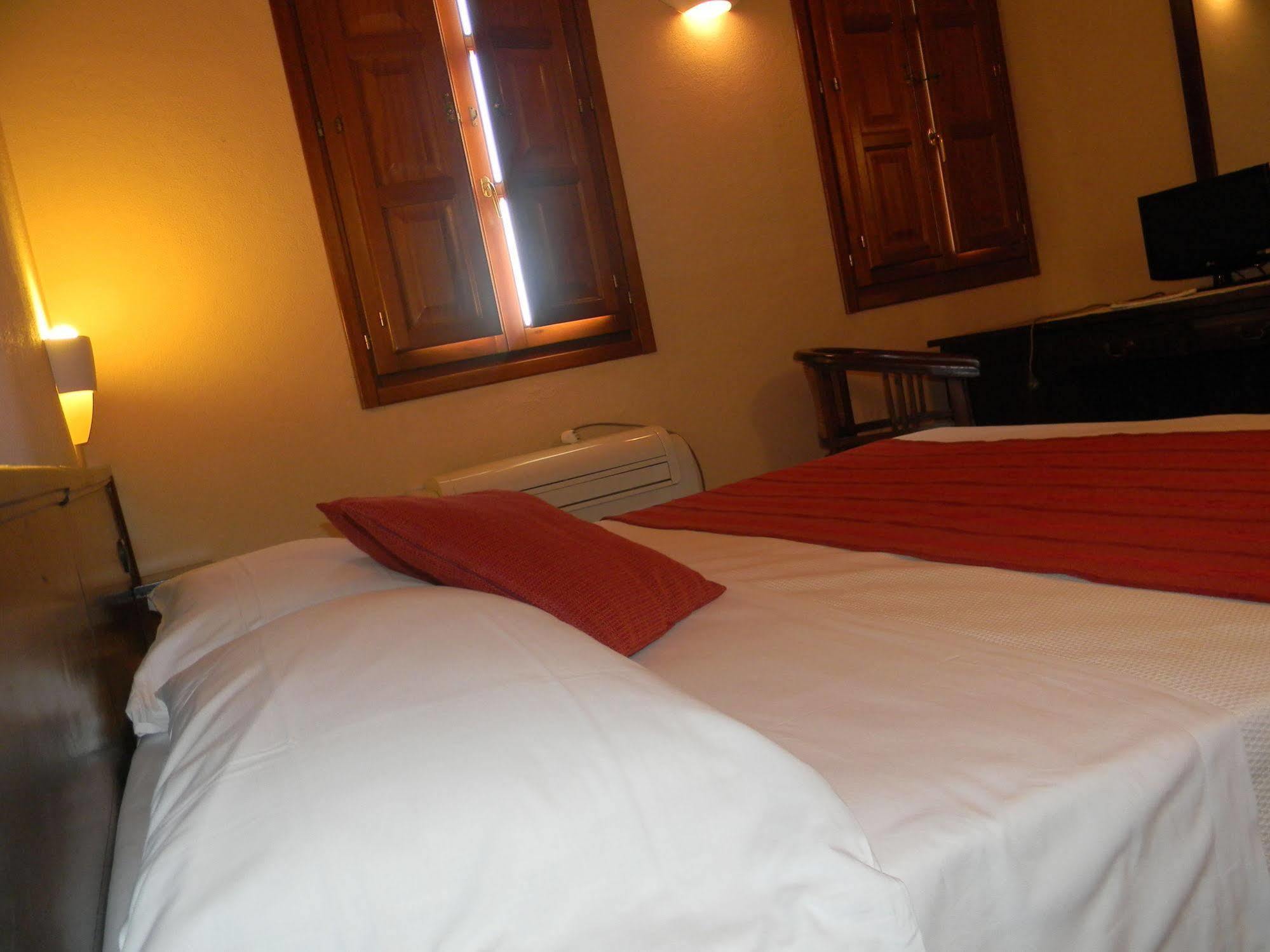 Hotel Sport Village Iglesias Εξωτερικό φωτογραφία